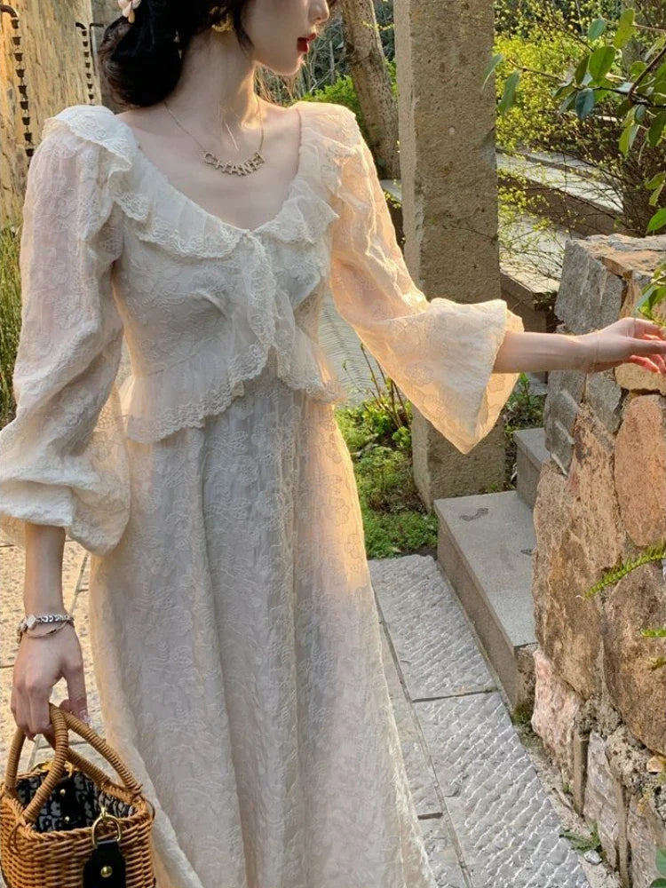 Sweet ruffled long-sleeve party dress