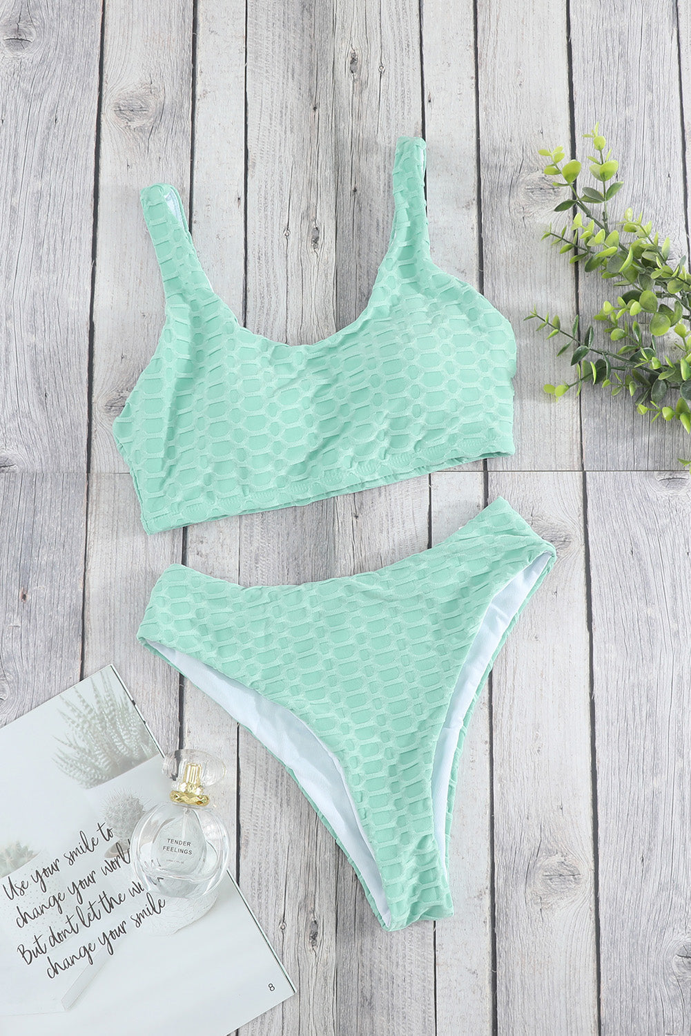 Scalloped Edges Ribbed Bikini