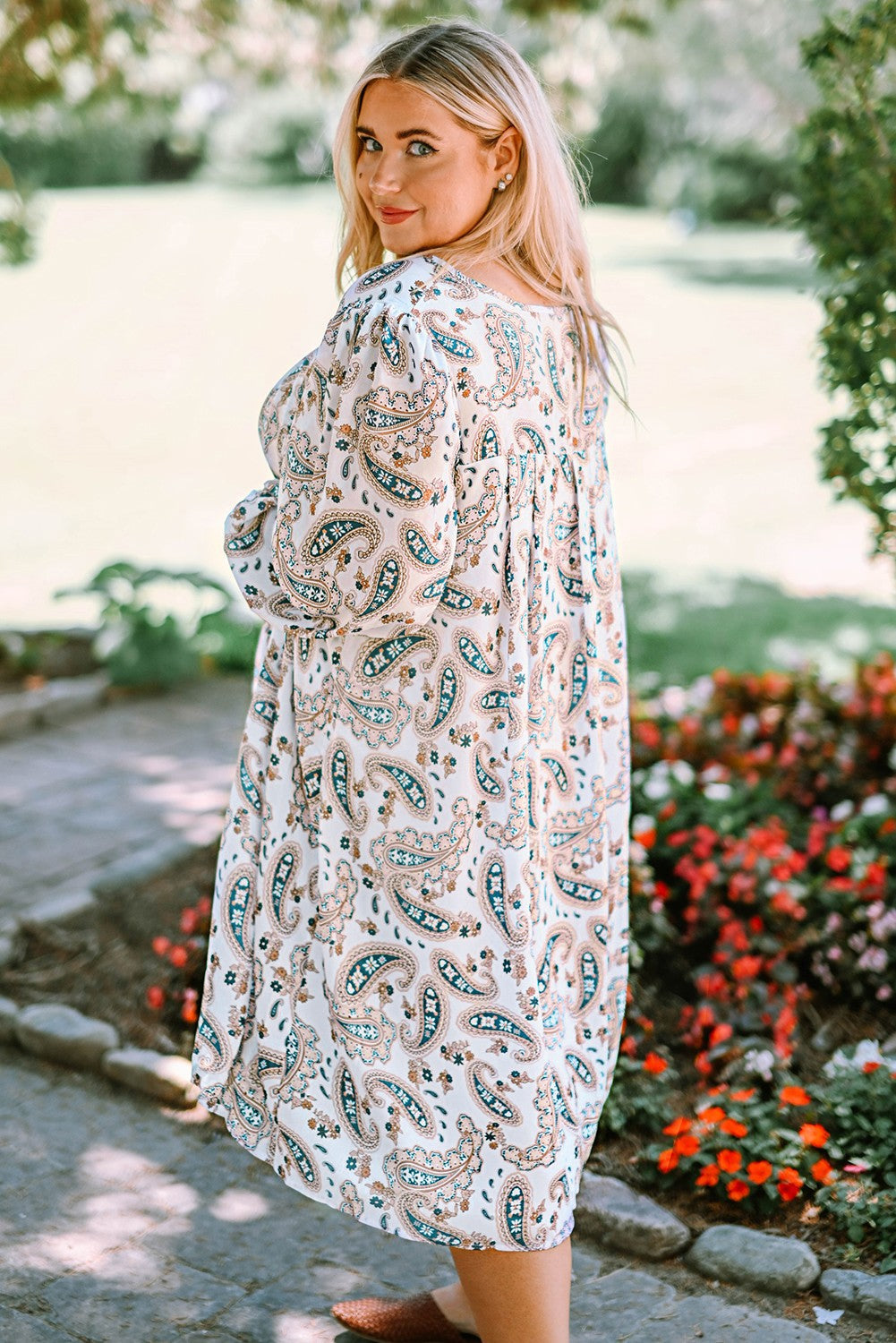 White Forgotten Paradise Paisley Dress Curves