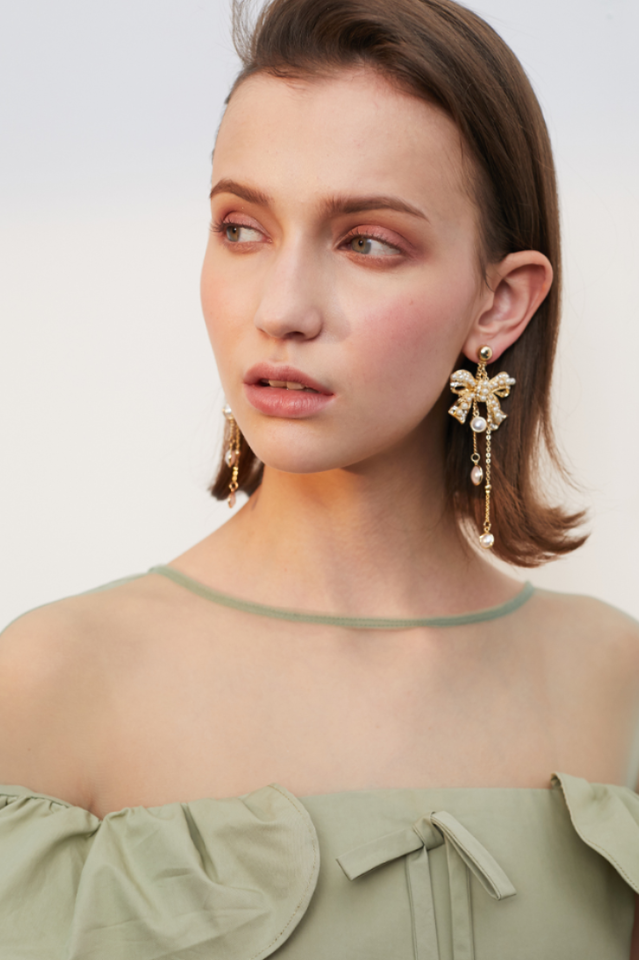 Bow Shape Drop Earrings